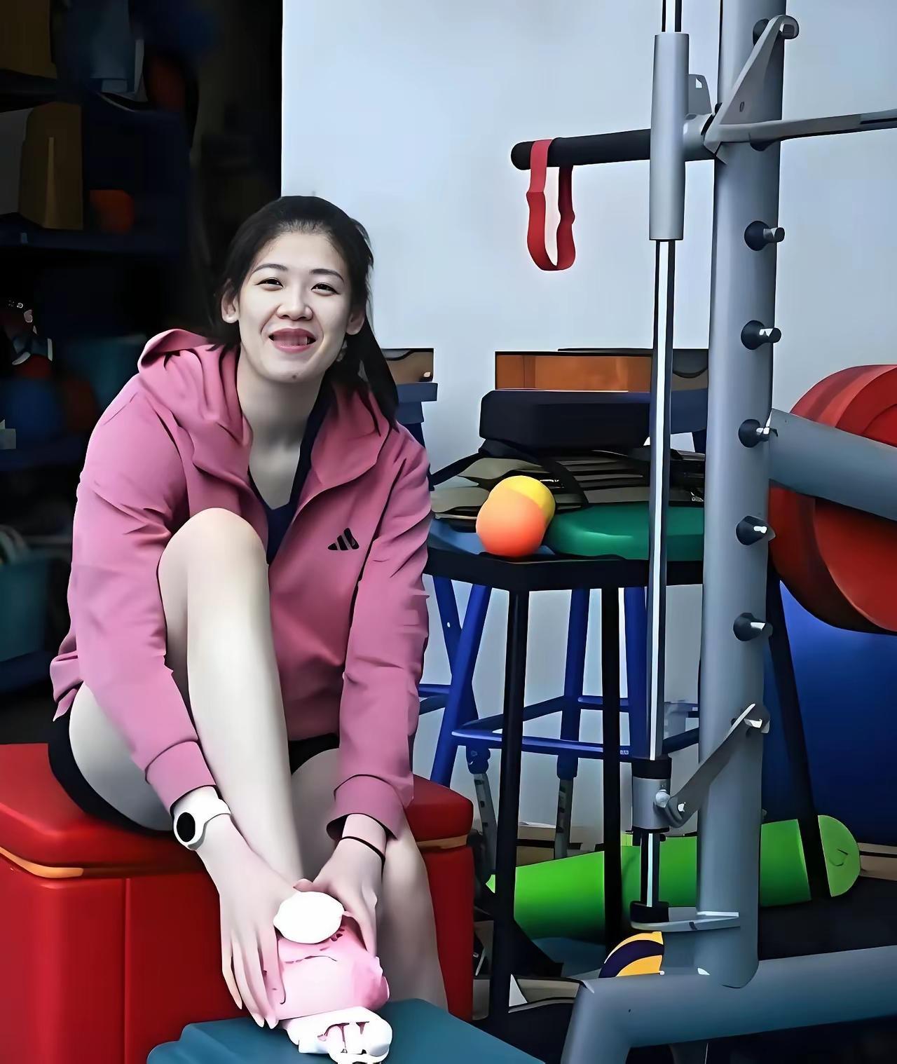 李盈莹百分百会参加亚锦赛。2026年亚锦赛的重要性，大家心知肚明，赵勇团队在