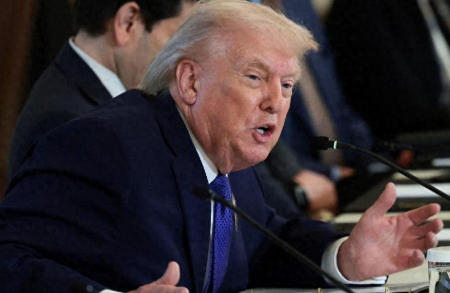 特朗普突然摊牌了！美国众议院高票通过法案，要把中国踢出G20和国际清算银行。但这