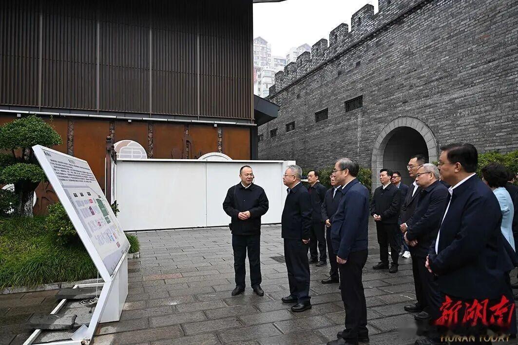 湖南：怎样大庸成了问题？大庸古城，张家界市中心区域，2016年6月动工，20