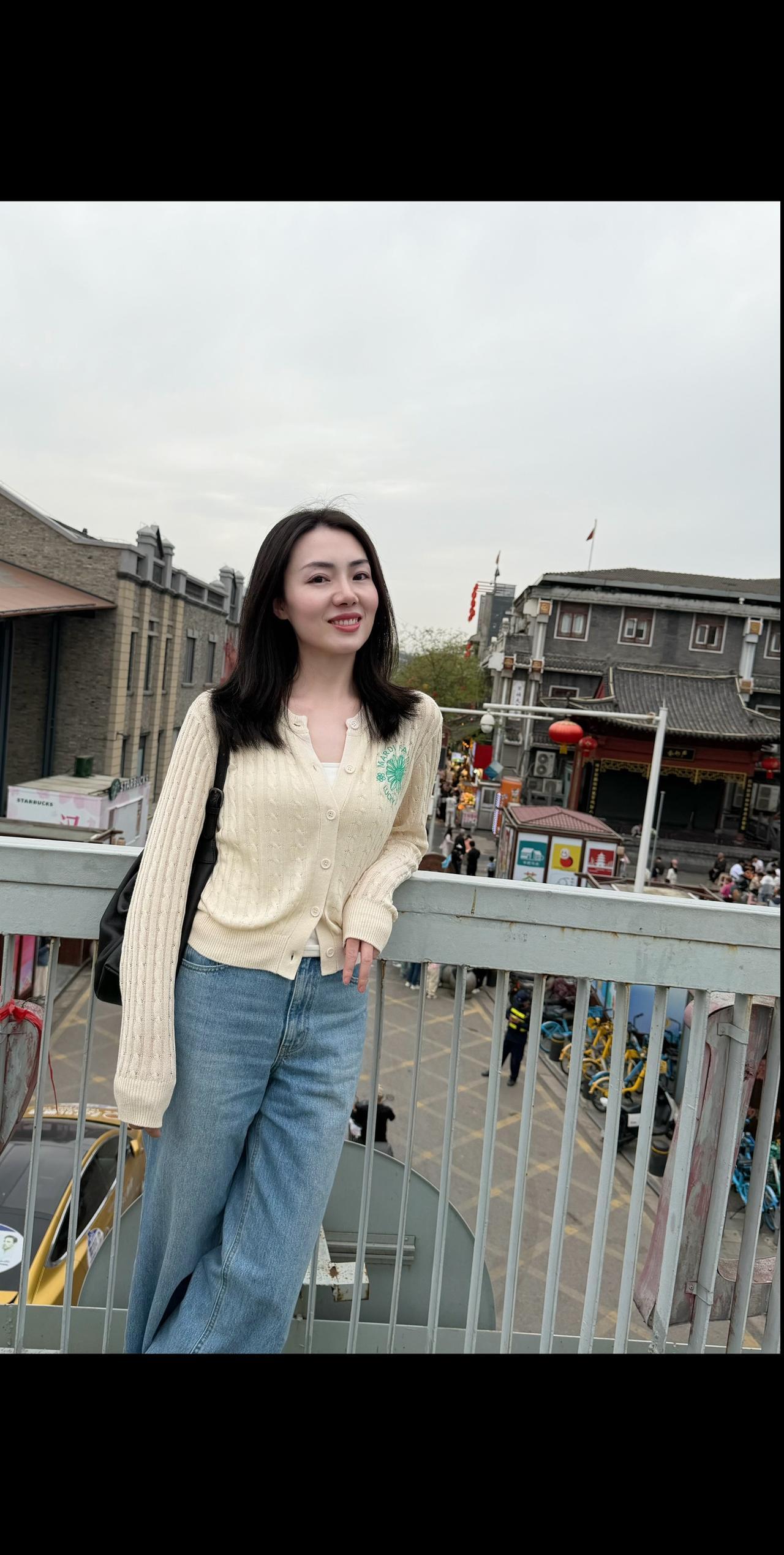 拍下幸福的瞬间，这样，我也站在幸福里。。