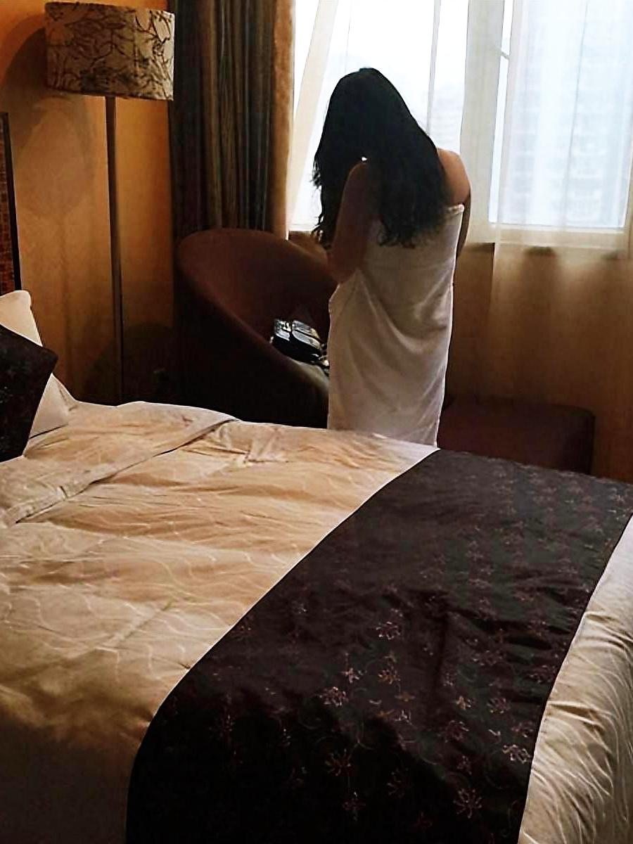 酒店回访导致女子离婚，酒店是否应该赔偿？山西大同的有个女的和她的情夫酒店开房