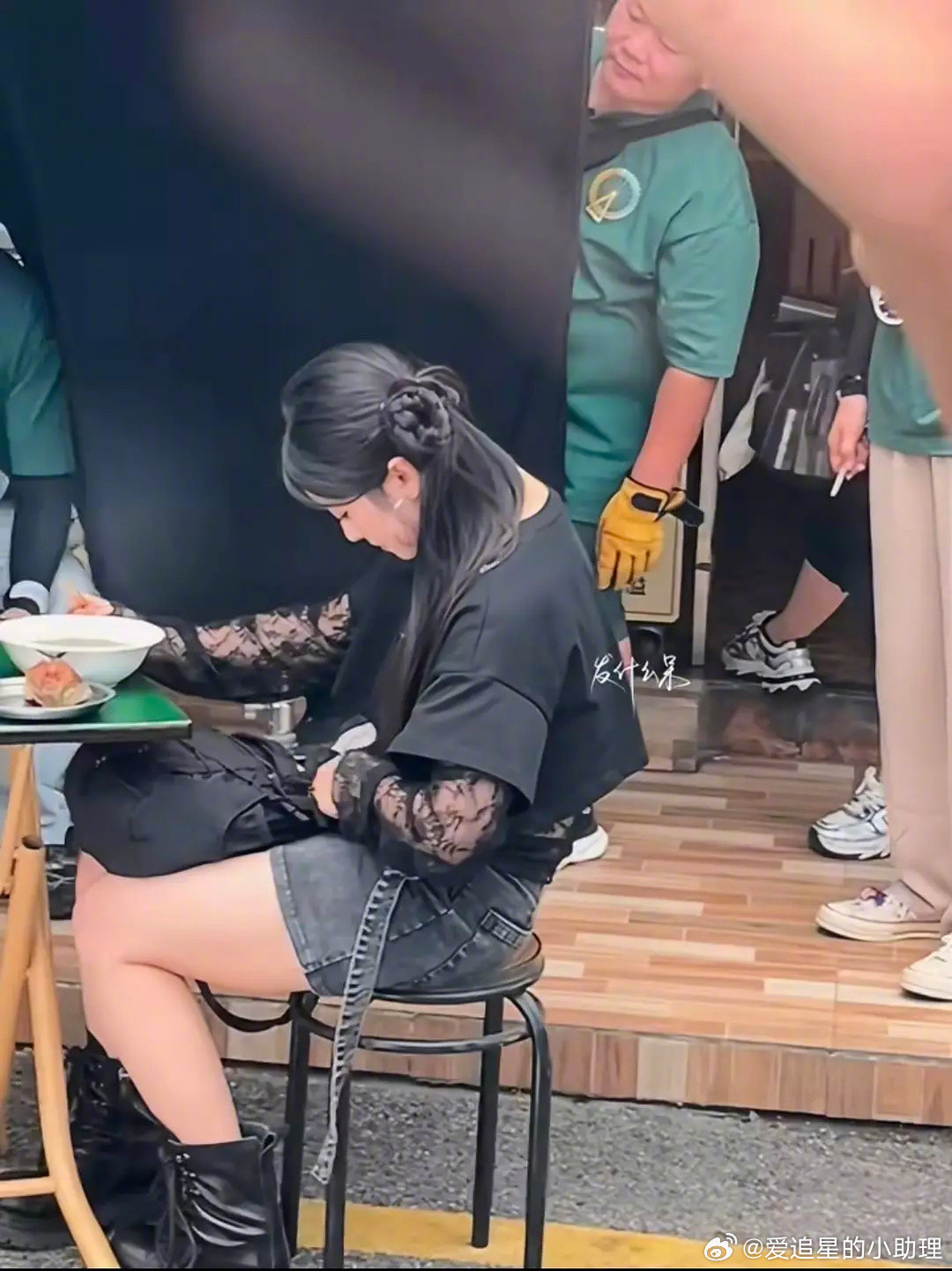 沈月的腿被热议了，在女星中属于什么水平？​​​