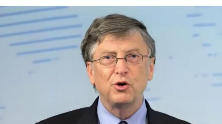 比尔·盖茨宣布捐光2000亿财富,网友却吵翻:是真心慈善,还是避税套路?