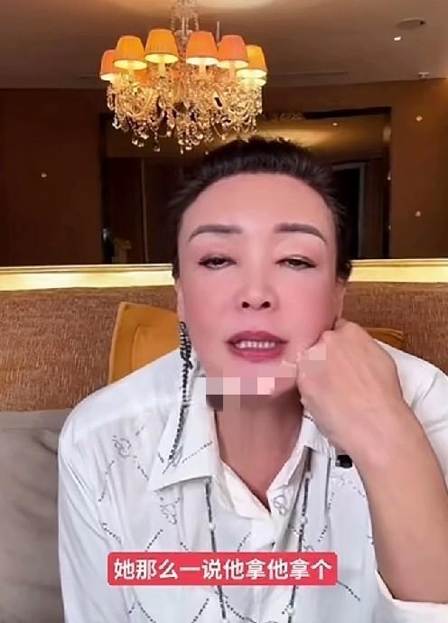 汪小菲要给新媳妇买豪宅，张兰直播间脸一沉，直接怼：“他拿钢镚买啊？”这话不是