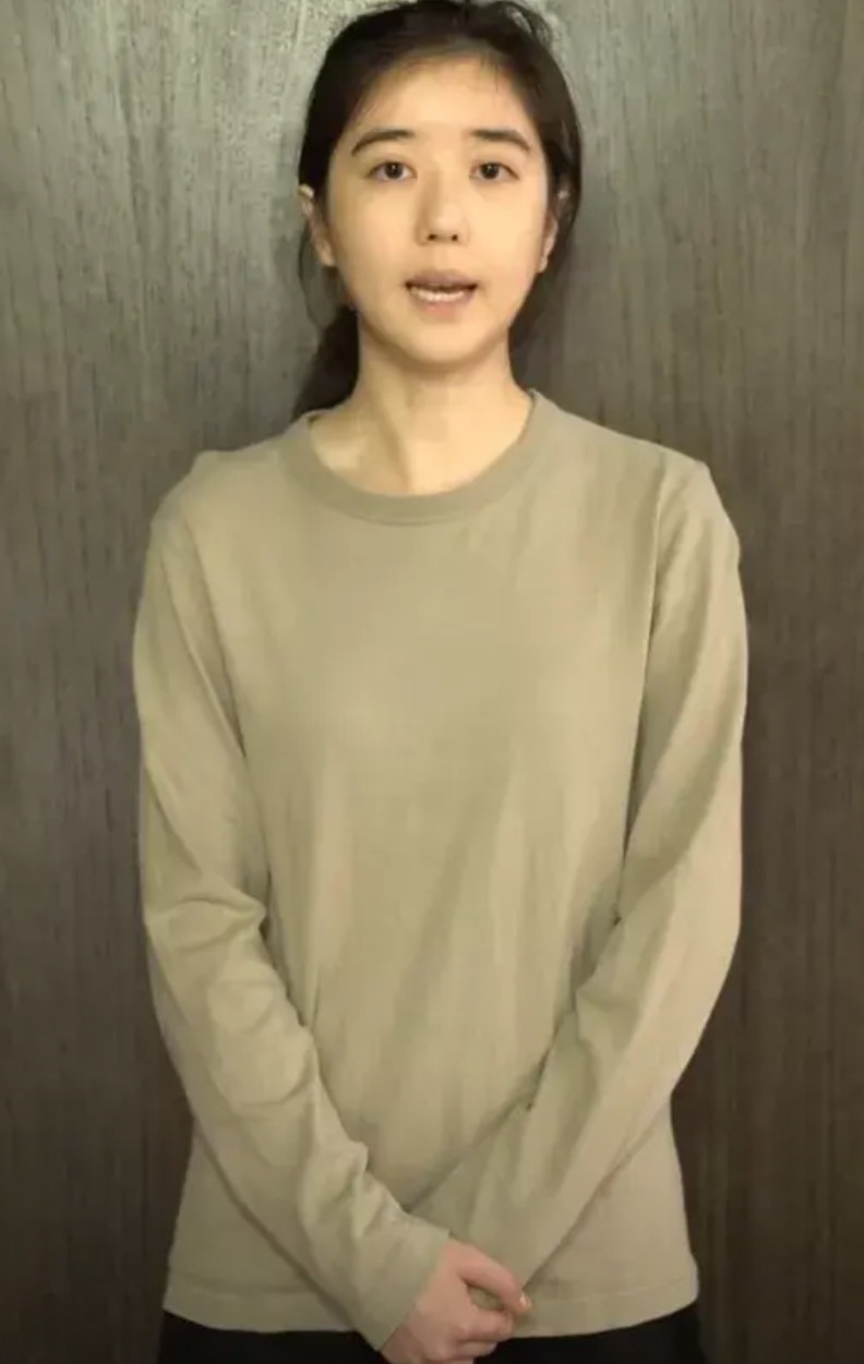 我问闺蜜：李凯馨能重新回归娱乐圈吗？她说：绝对可以！事情起因是因为一通录