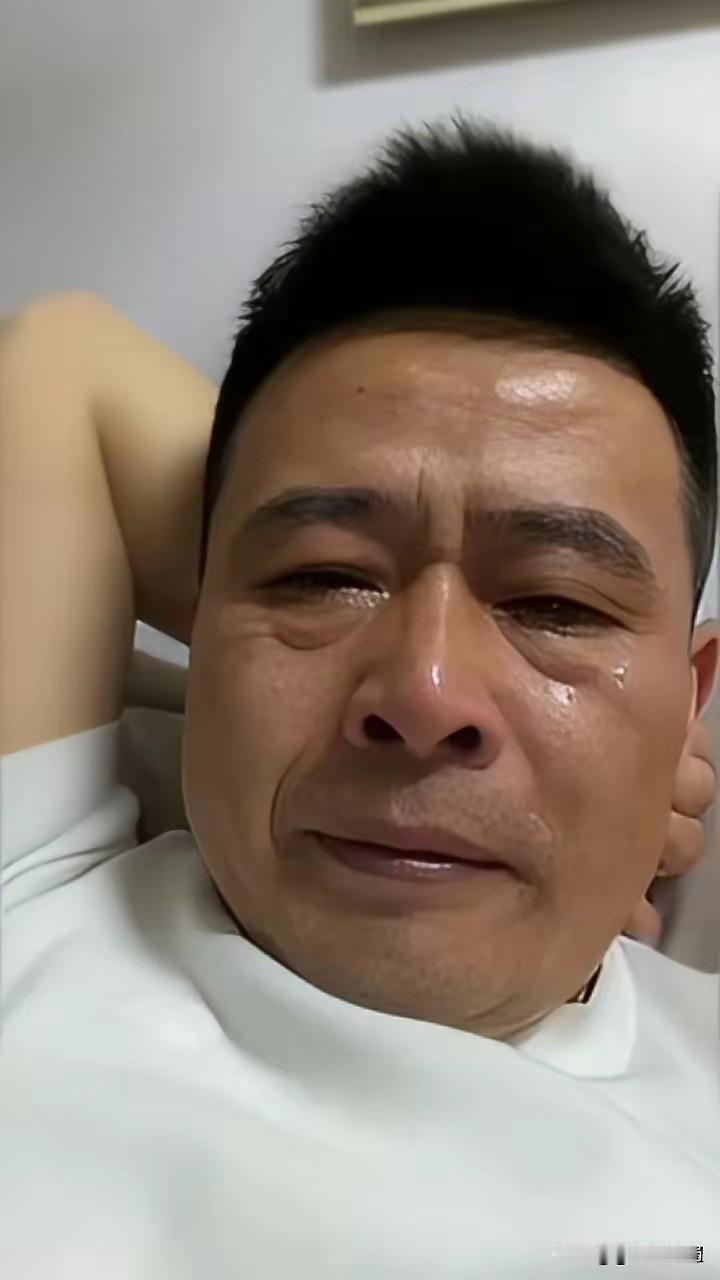 ​​我女儿今年整整三十岁，死活不愿意谈恋爱、找对象。孩子妈妈离开我们已经十七年，