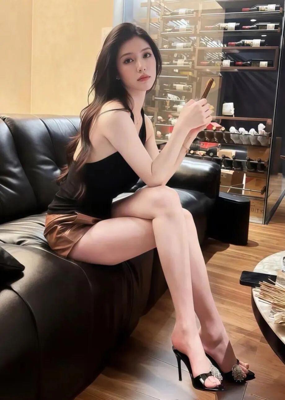 气质穿搭、柔袖映艳，轻裳藏秀，锦装雅致，丽服含芳，体态婀娜，风华嫣然！怎样穿搭知