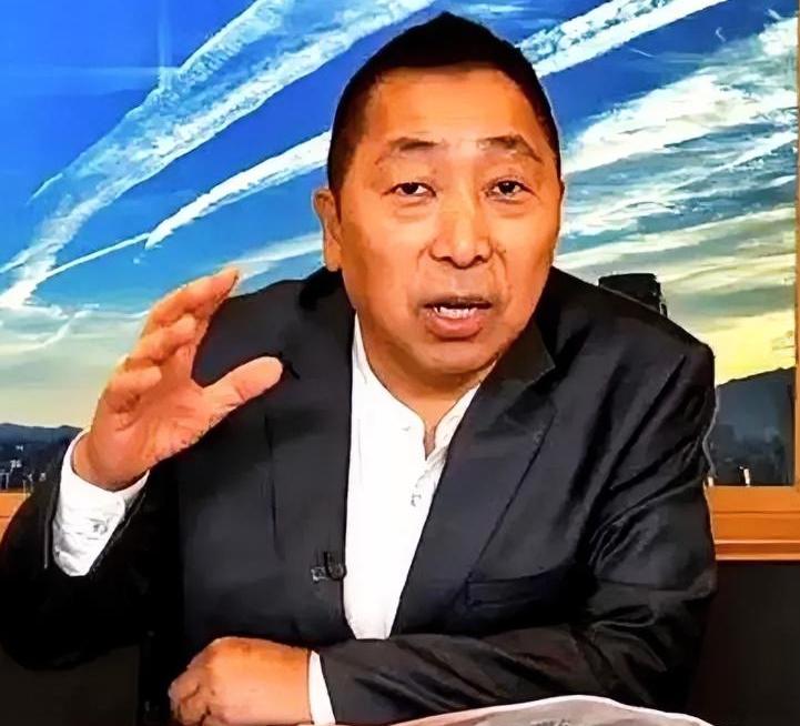 大可不必担心！近日，唐湘龙在一档节目中发声表示：大陆此次军演让台岛人心惶惶，