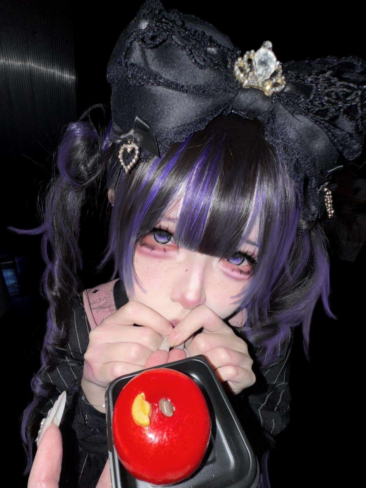 我承认我是天使 只是有点坏