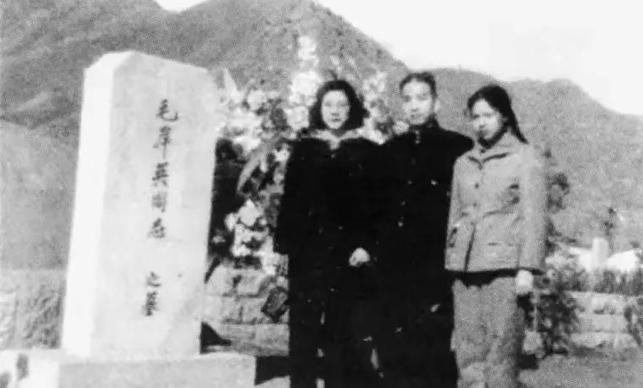 没想到毛岸英牺牲在抗美援朝战场后，毛主席足足瞒了儿媳刘思齐近9年，直到1959年