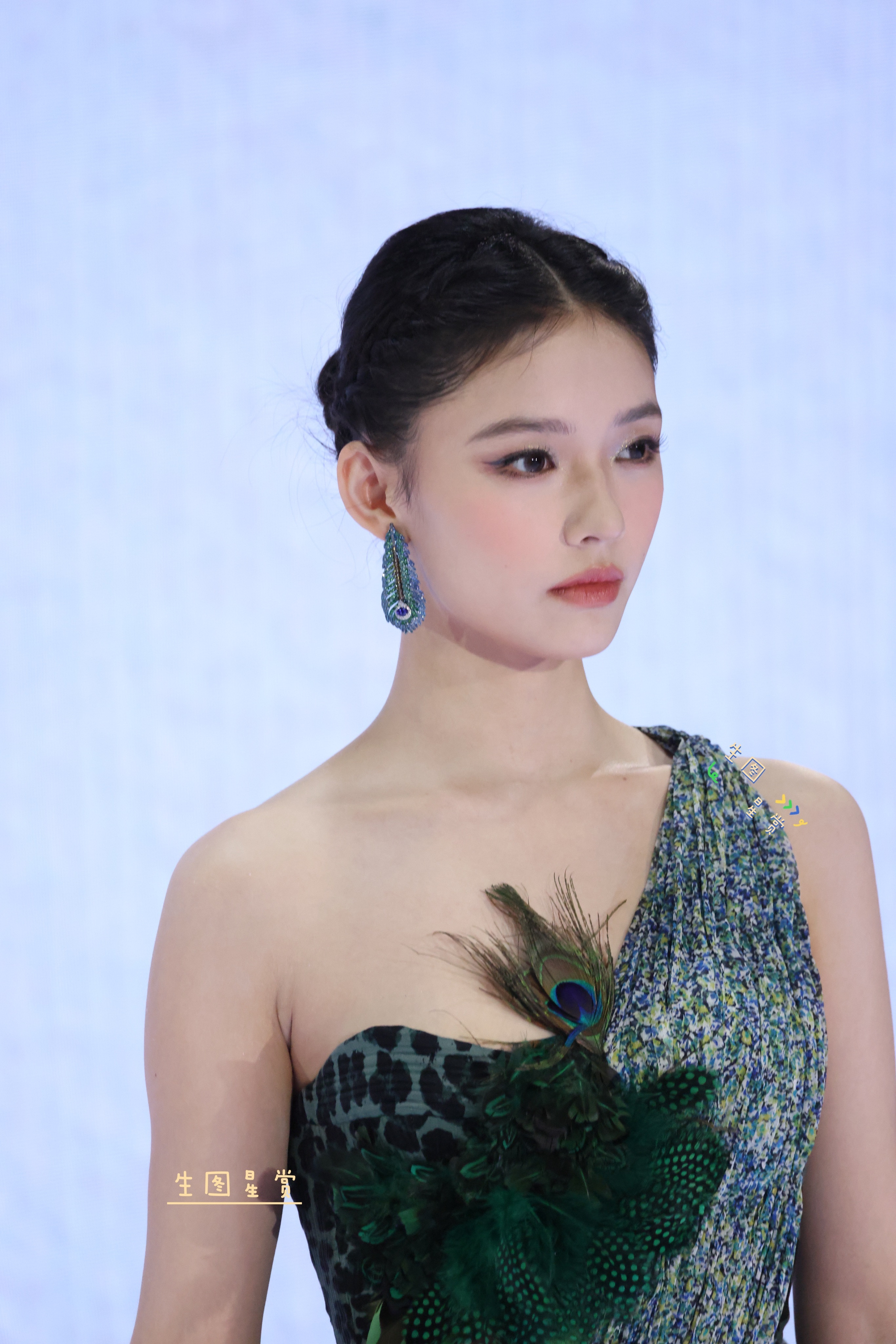 林允徐娇抖音电影奇遇夜生图直出💚🖤​​​
