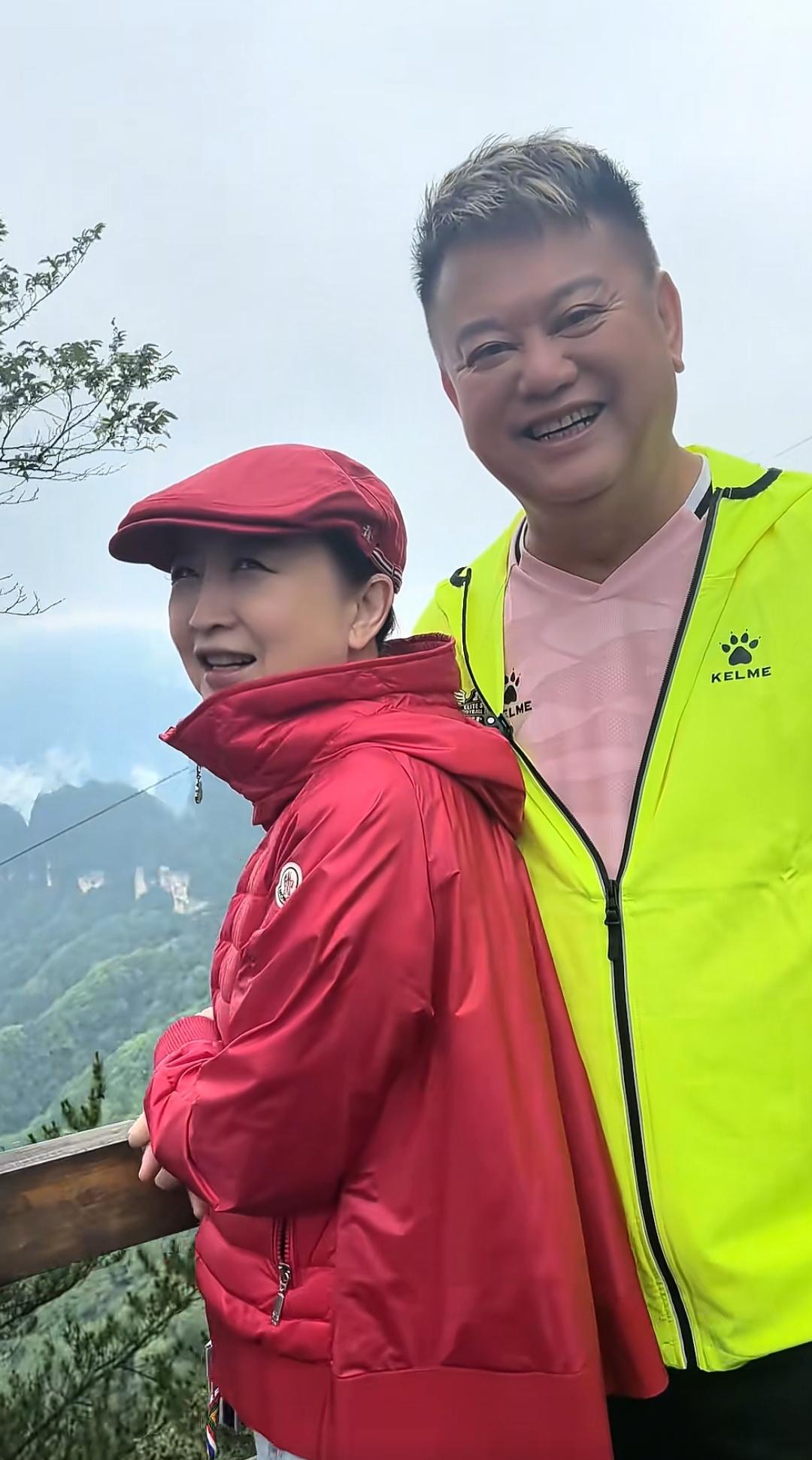 他是真男人， 最近陈百祥说出了一个秘密， 一个被他隐瞒了46年的秘密，