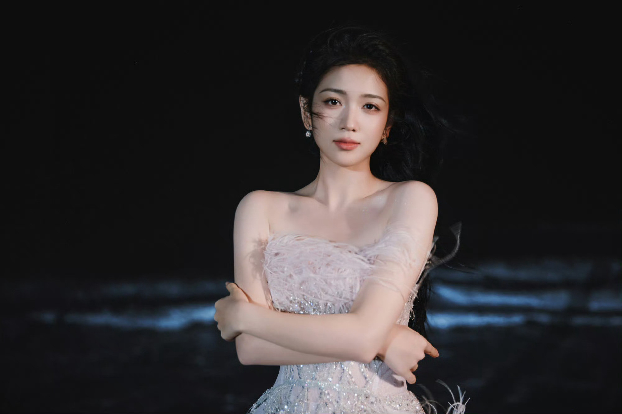 哇塞这个烟花🎆是真的吗？？好美！烟花美代露娃更美！！！🙌[打ca