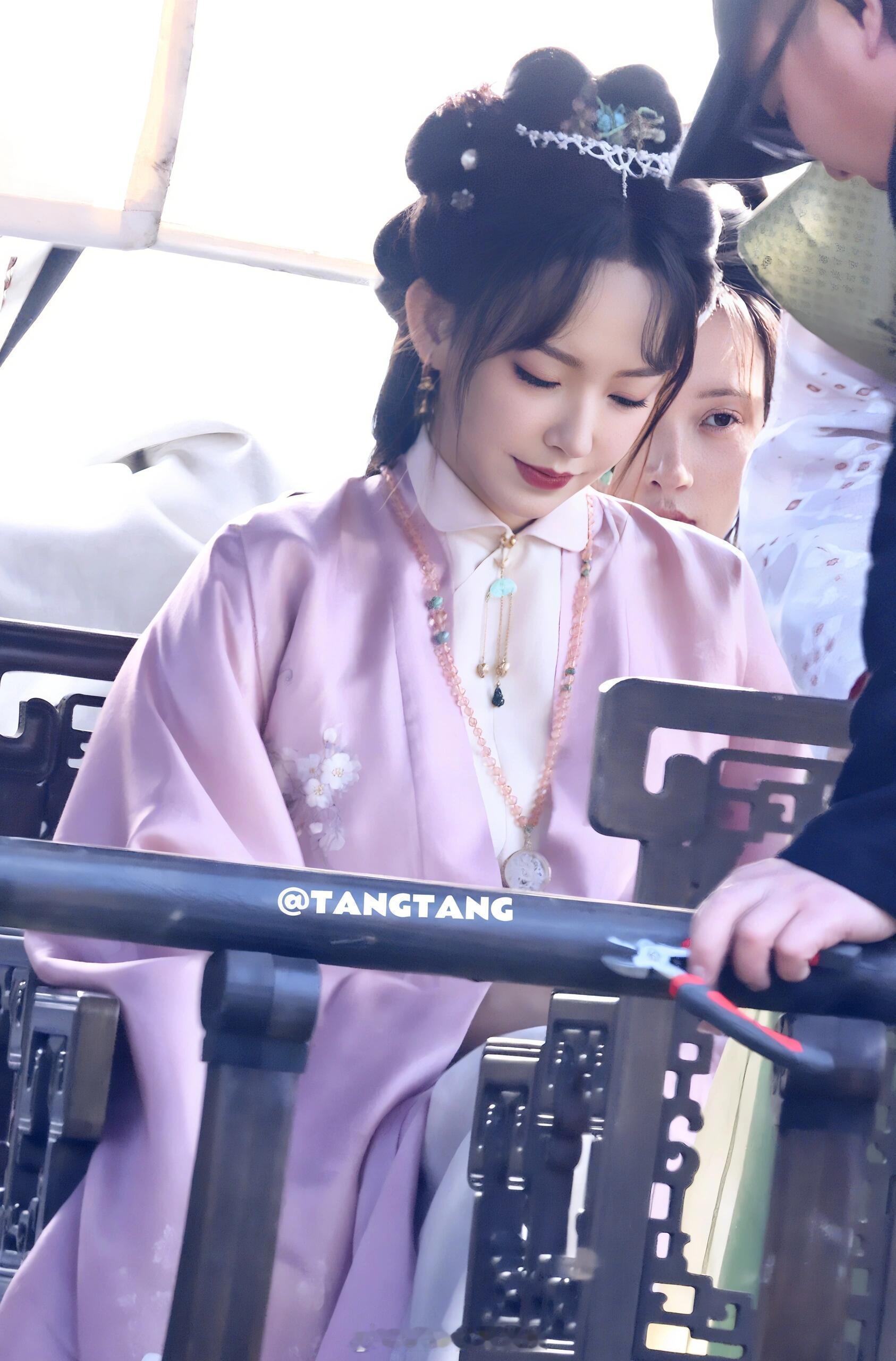 程潇玉茗茶骨路透照期待我们的荣筠溪