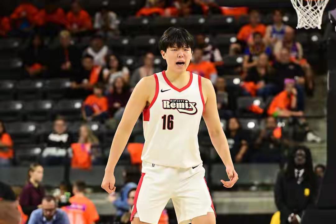 杨瀚森背靠背拿下两双，但是混音队被圣迭戈快船双杀了！杨瀚森拿下16分13篮板2次