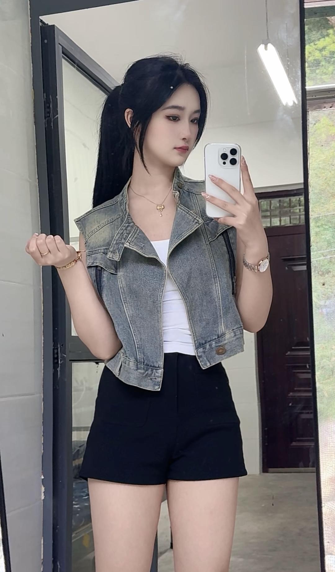 每日搭配分享·时尚穿搭