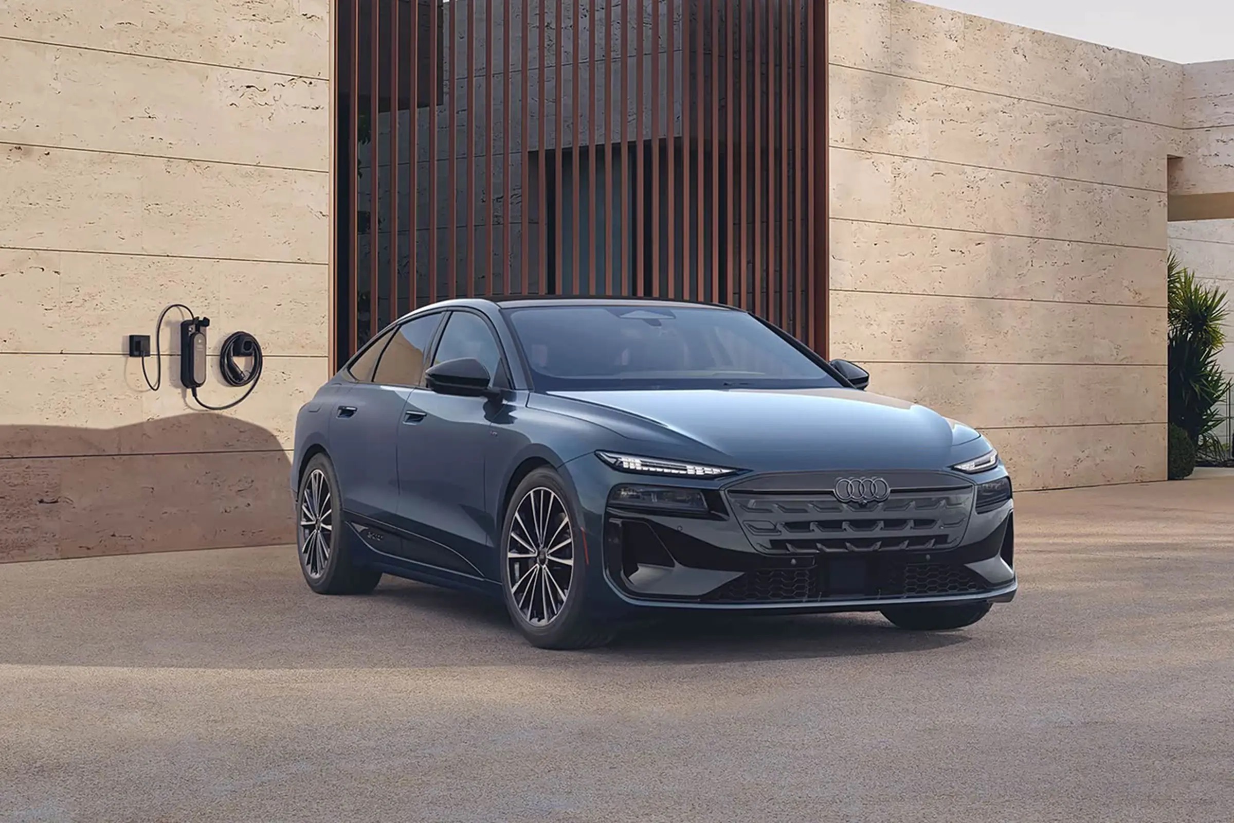 奥迪这次是真急了。A6Le-tron直接干到30.98万起，比燃油版A6L还便