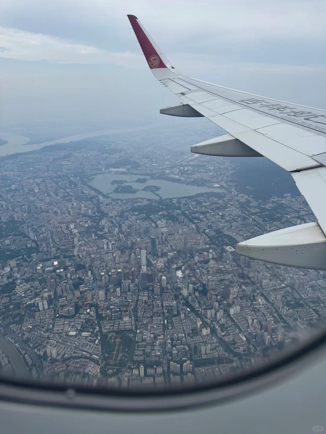 南京的地位不能以GDP来定，而是南京对周边二三线城市的带动来体现。南京在江苏省内