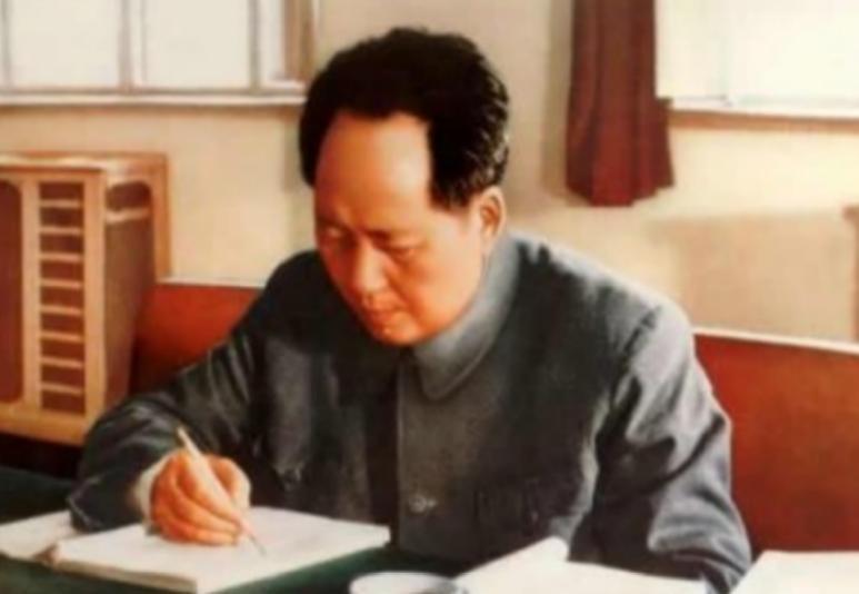 与蒋介石不共戴天此人，毛主席1956年获悉其职位后直言地位太低，为什么会这样？