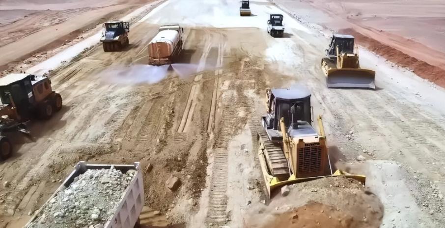 谁能想到，困扰中国几十年的铁矿石难题，竟然在撒哈拉沙漠被彻底破解。 我们每天