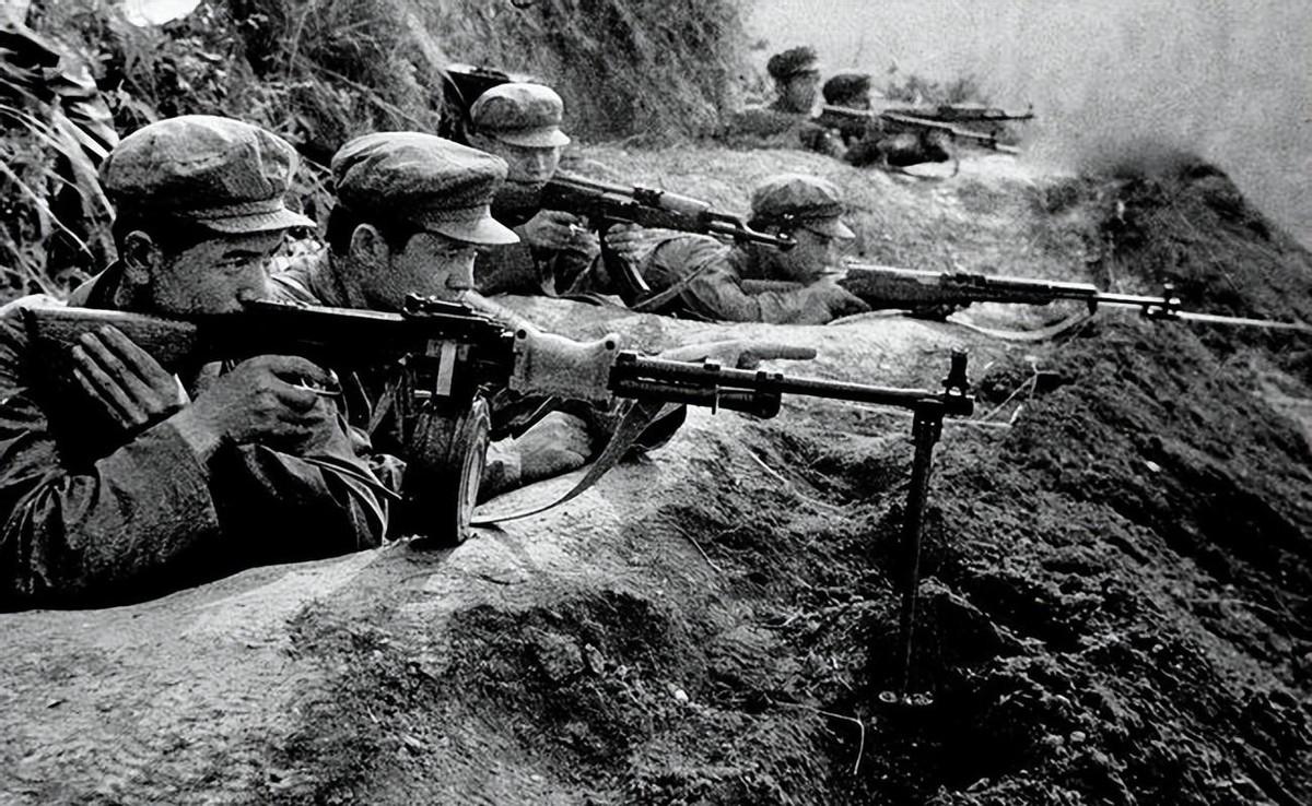 1979年对越自卫反击战，湖南新兵入伍仅52天荣立一等功，如今他最终担任怎样的军