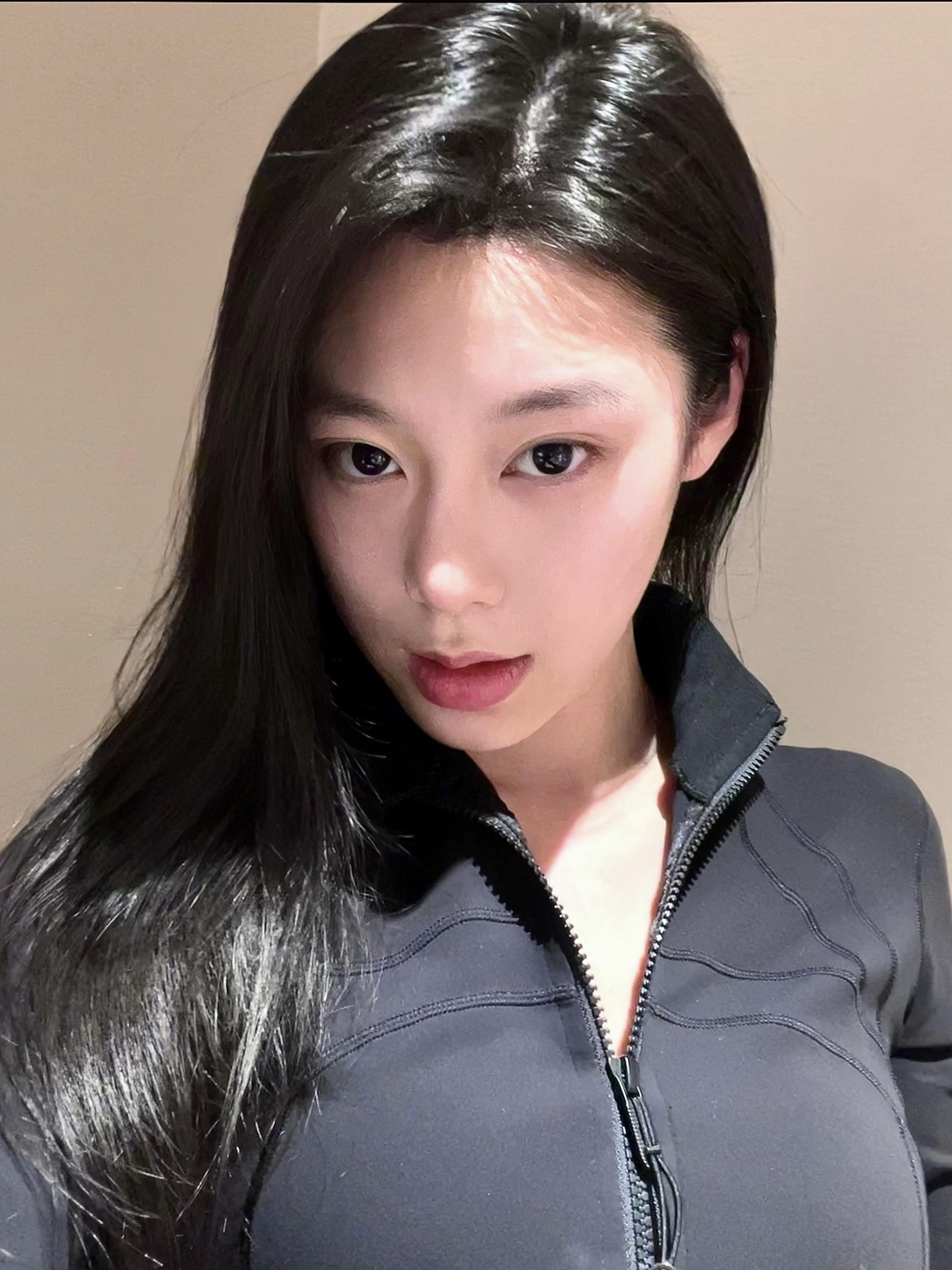 洗把脸出门了