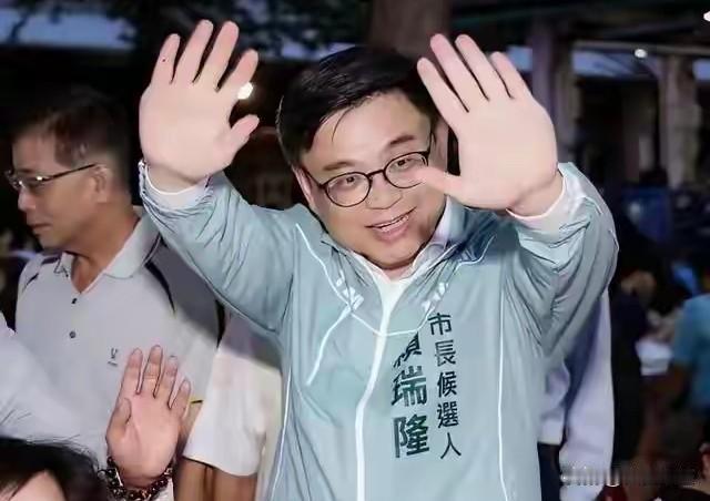 高雄选情出现反常现象！最近2026年高雄市长之争越来越有看点，两份民调结果出现反