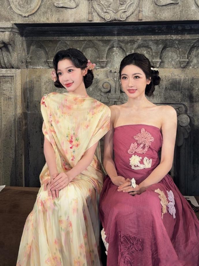 何穗易梦玲孙乐言三个人三种风格谁能拒绝三种风格的美学碰撞！何穗清冷高级超模风，易