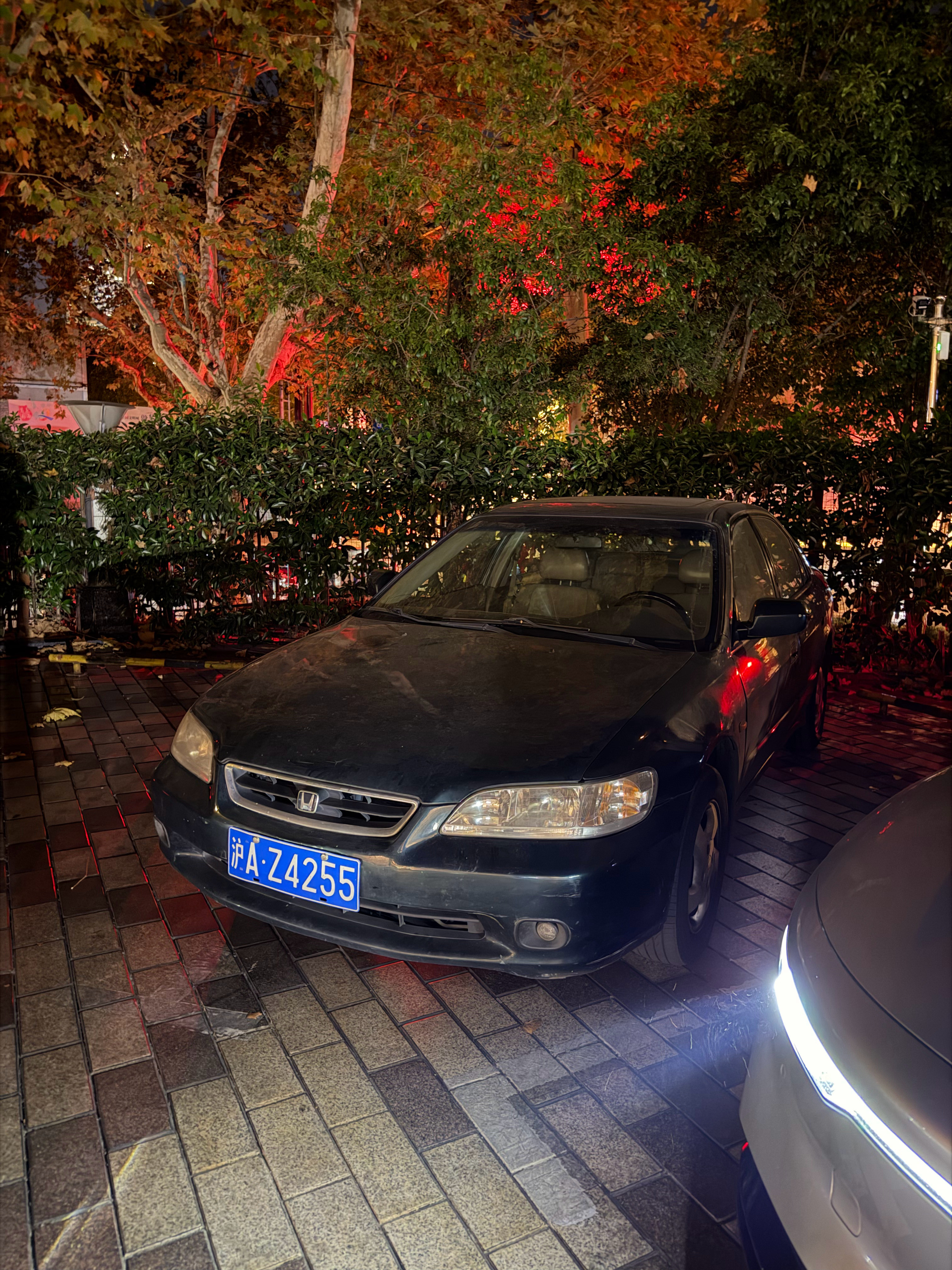 沪AZ车牌六代雅阁，这辆车背后，一定很多故事。