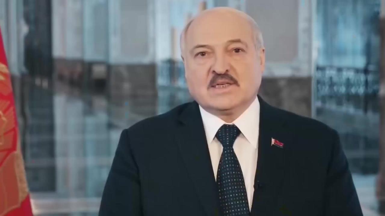 白俄罗斯总统一句话，撕开了中国最可怕的底牌。不是航母下饺子，也不是芯片突围。卢卡