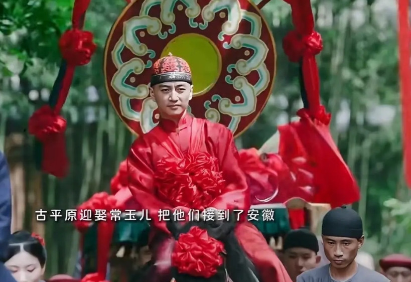 《大生意人》第27、28集预告:古平原自己对玉儿下了聘书，终于如愿迎娶玉儿，把他