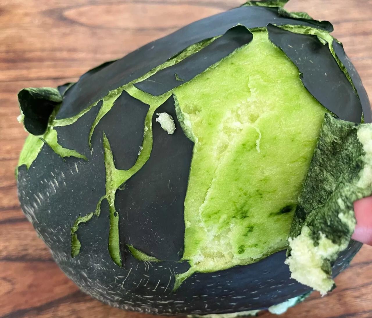 为啥市面上都找不到这种瓜卖呀？突然好想吃早些年去湖北游玩，吃过这种瓜，一种青