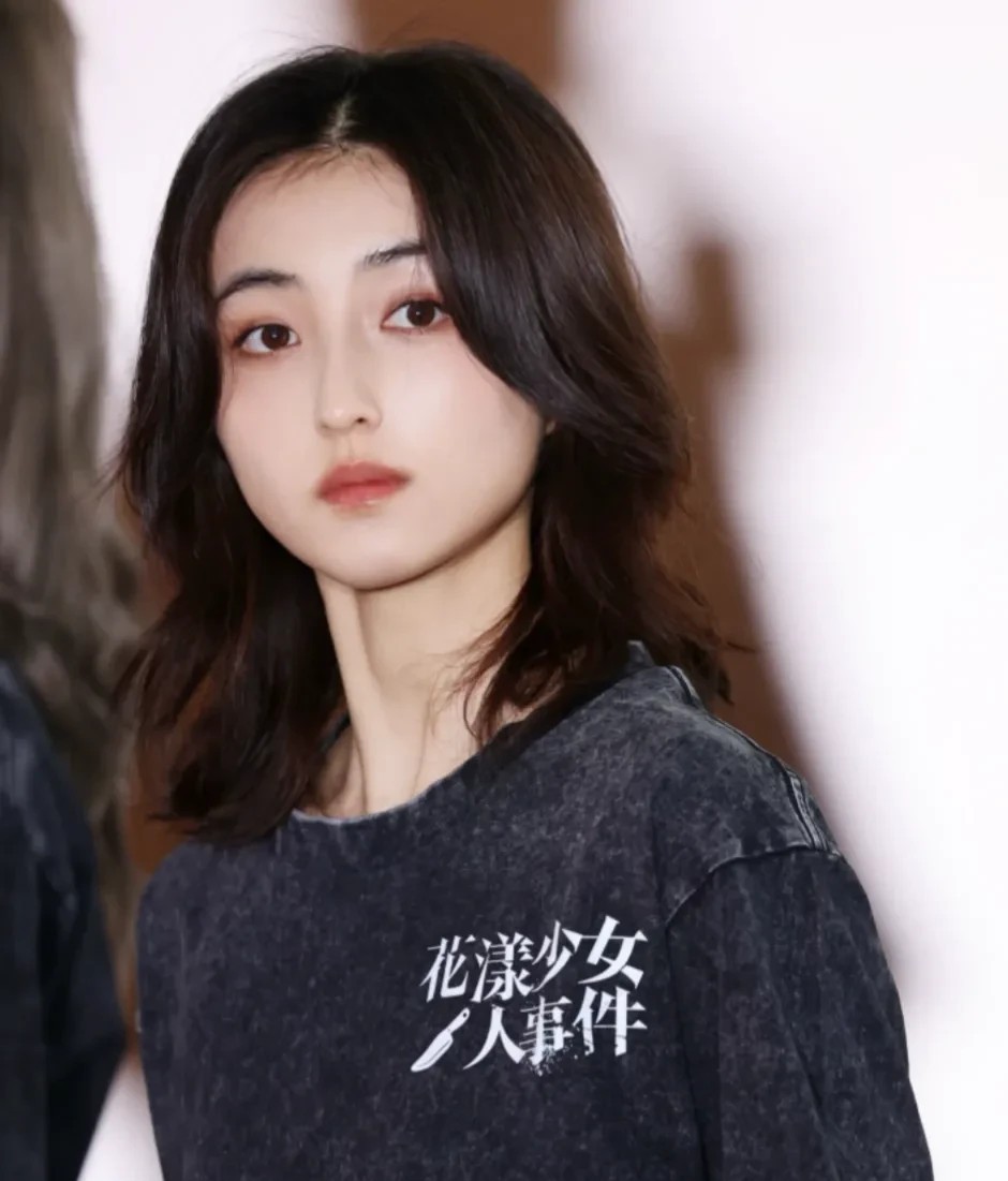 发现没，张子枫哪里都很好但她身上有个缺点，可能永远也改不掉了，那