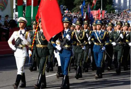 说真的，中国要是真和日本动起手来，一点都不担心中国打败日本的实力，担心的是，到最