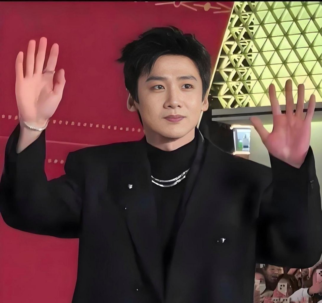 好家伙！这是白敬亭？能认出来？