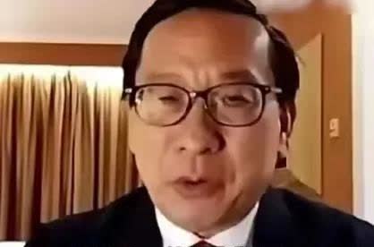 高志凯先生一针见血地指出，有一个非常奇怪的现象，那就是这次欧洲领导人和泽连斯一起
