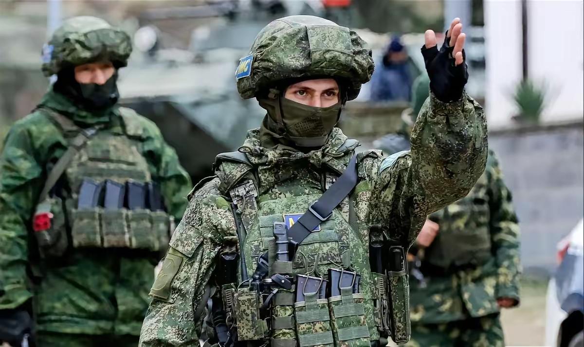 俄罗斯的底层士兵都是自愿去送命的吗？答案其实藏在现实的难处里。俄罗斯底层