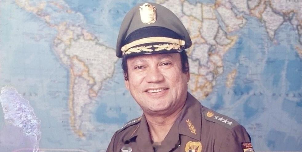 1989年底美军入侵巴拿马，抓捕巴拿马总司令、实际统治者诺列加，随后押送回美国本