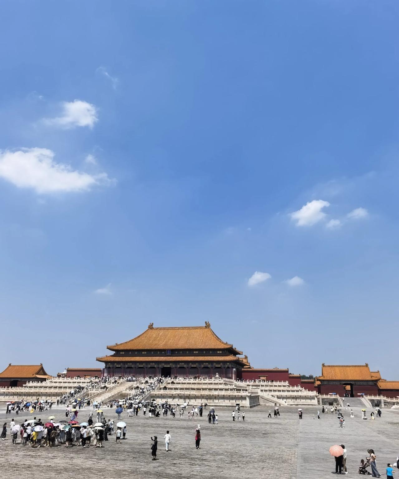 北京旅游打卡第五天，今天一早就出发去故宫博物馆，因为预约的是上午的票，所以必须早