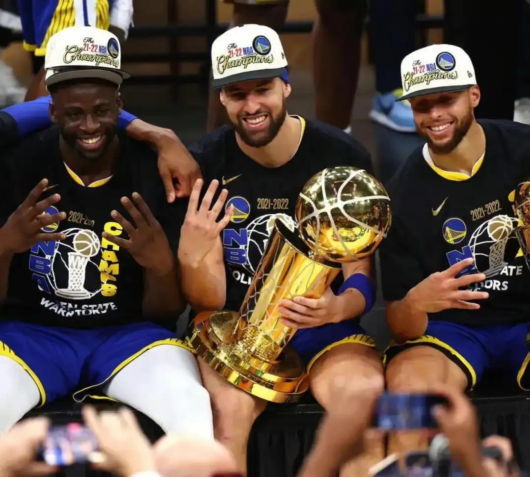 NBA数学证明题：如果～库里+汤普森+格林+伊戈达拉=总冠军库里+汤普森+