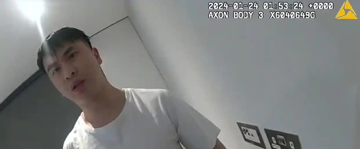 东莞富二代邹镇豪表面是一个高知留洋博士，结果却强奸了数十名女子。现在，他因罪名成
