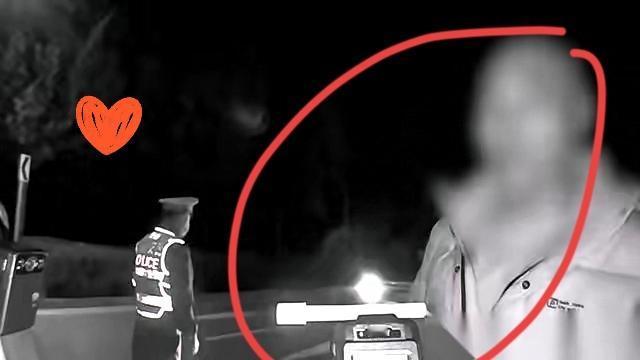 “警察，我喝酒了，不吹了，我得去接生病的闺女。”郑州深夜街头这声坦白，比任何辩解