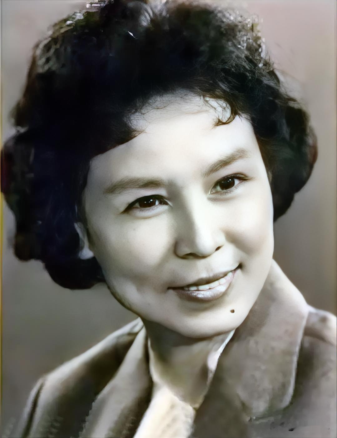 大家还记得这位女演员吗？她今年91岁，上海人，毕业于上海幼儿师范学校。她年轻时