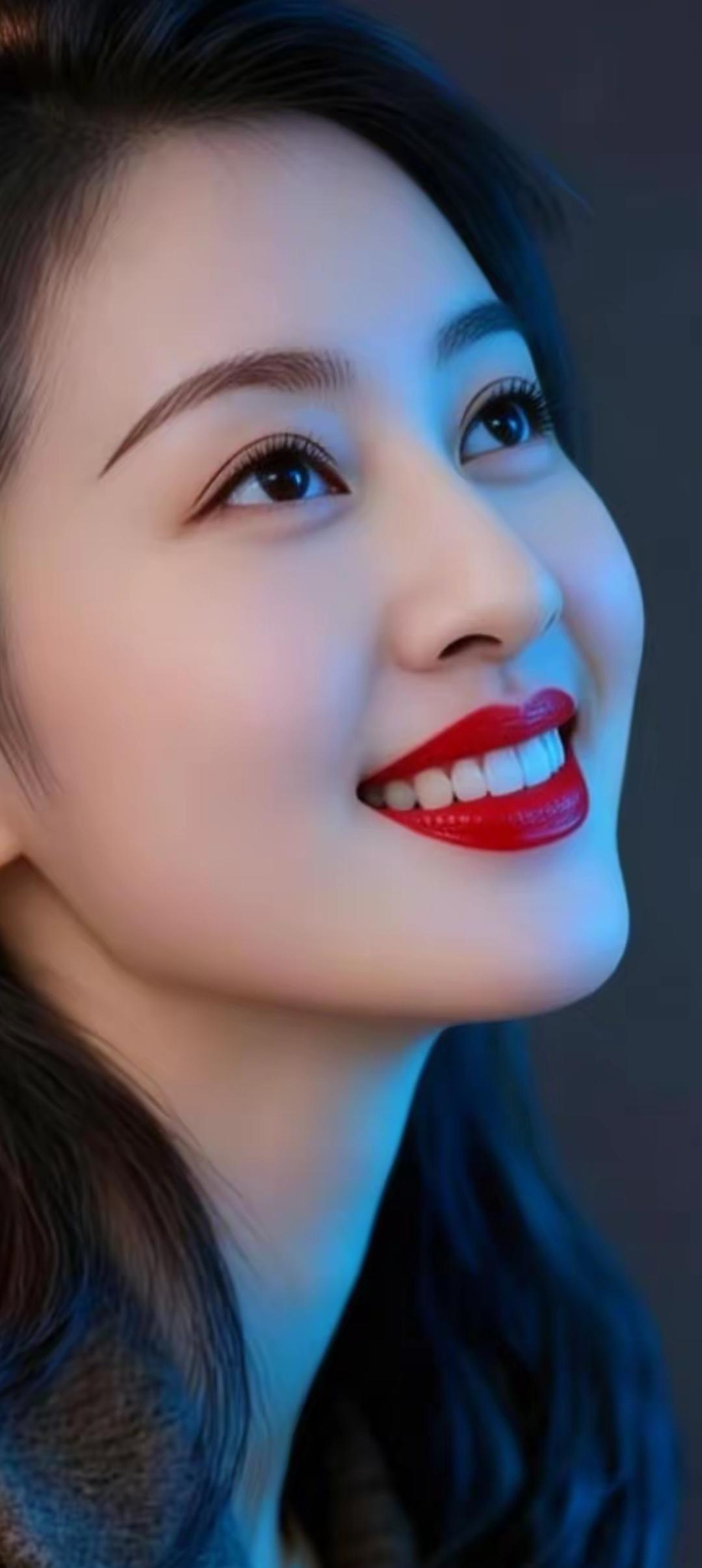 微笑的魅力，照亮每一天！😊✨