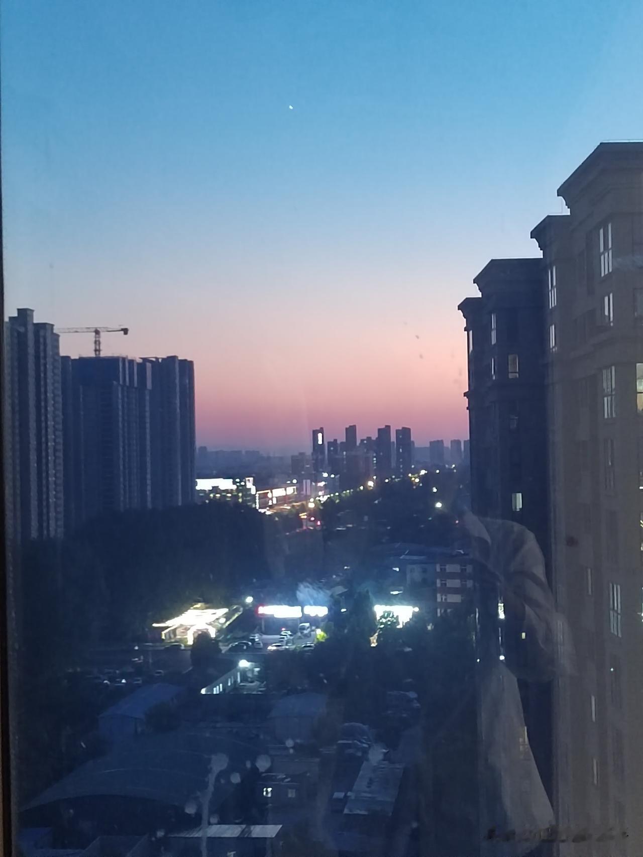 老子《道德经》五千言，其实最终只教一件事：废除后天人道的一切：分别、割裂