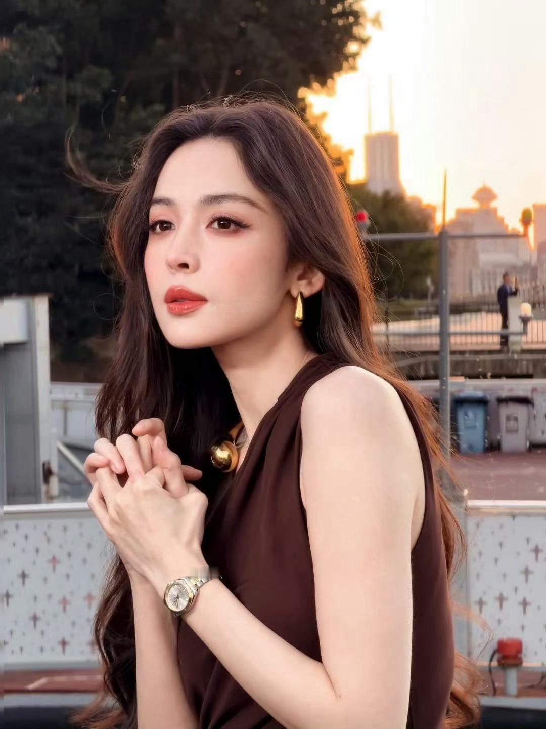 单双眼皮都不会影响娜扎的神颜