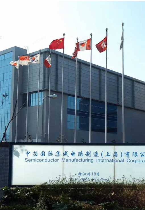 断供倒逼成熟制程全面国产替代被掐住光刻机脖子的中芯，反而打出一场国产制造的翻