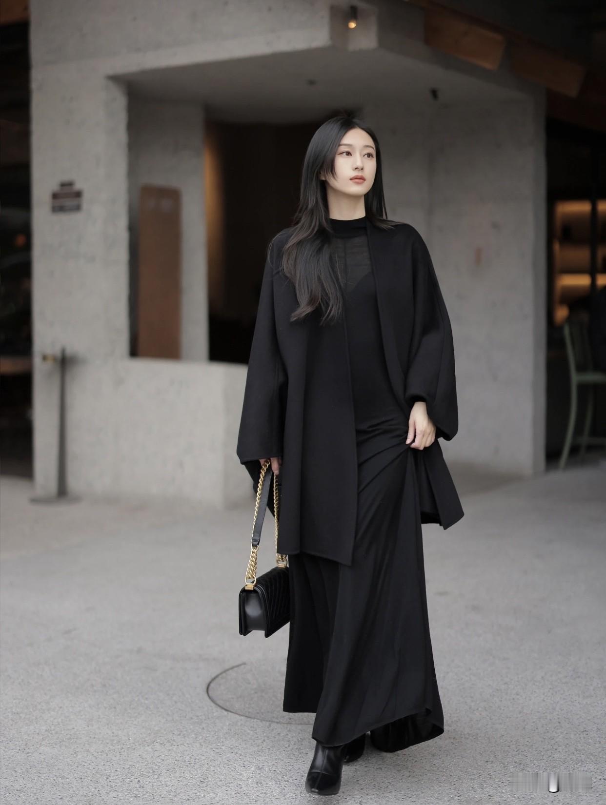 一个成熟的女人,都有什么标志呢?责任感也是她们的标签。对家庭、工作认真负责，清楚