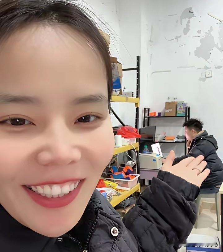 一木走了，表弟离开了，就这么散了，走得不明不白，连个原因都没有。让人浮想联翩，风