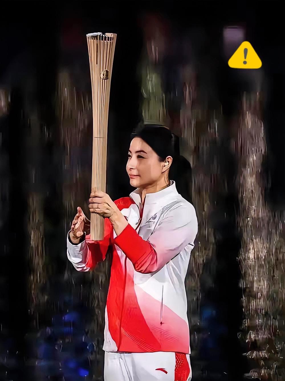 46岁的霍启刚给所有男人都提了个醒别找无所事事、没追求的女人！郭晶晶就是典范